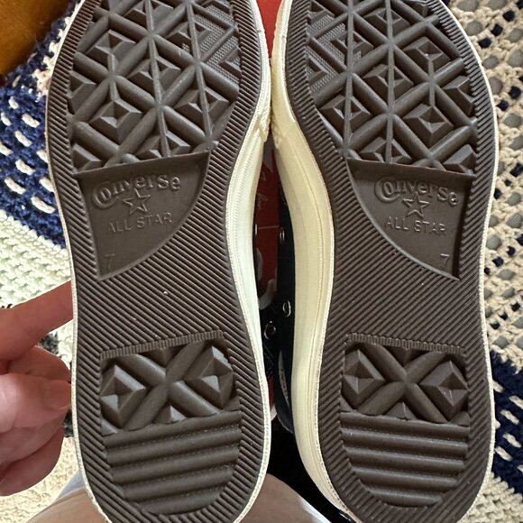 Converse High Tops NIB - Picture 7 of 11